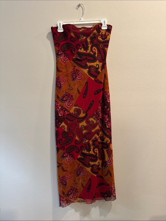 wild Dresses & Skirts - STUNNING Vintage Boho Strapless Paisley Maxi Dress